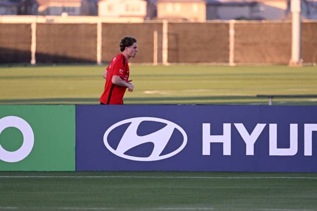 Turkiye continues World Cup preparations in Arizona ahead of Australia opener MESA, ARIZONA, US - JUNE 09: Kenan Yildiz of the Turkish national football team attends the training session at the Arizona Athletic Grounds in Mesa, Arizona, United States on June 09, 2026. Turkiye s national football team continued its preparations for the 2026 FIFA World Cup, WM, Weltmeisterschaft, Fussball with a training session. Turkiye will open Group D play against Australia on June 13 at BC Place Stadium in Vancouver, Canada at 9 p.m. local time (0400GMT on June 14). Tayfun Coskun Anadolu Arizona United States. Editorial use only. Please get in touch for any other usage.  Copyright: x2026xAnadoluxTayfunxCoskunx