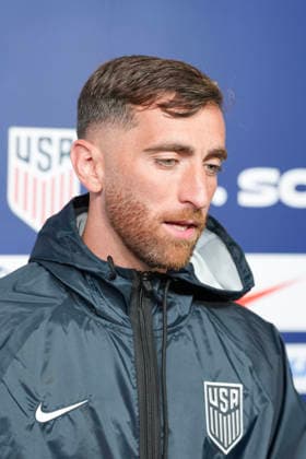 US player Matt Turner speaks to reporters ahead of a training session in Irvine, United States, 09 June 2026. US national team, Nationalteam training ACHTUNG: NUR REDAKTIONELLE NUTZUNG  Copyright: xOmarxAlonsox AME049 20260609-55020547664_1 US national team training !ACHTUNG: NUR REDAKTIONELLE NUTZUNG!  Copyright: xIMAGO OmarxAlonsox imago images 0858759396 0858759396st