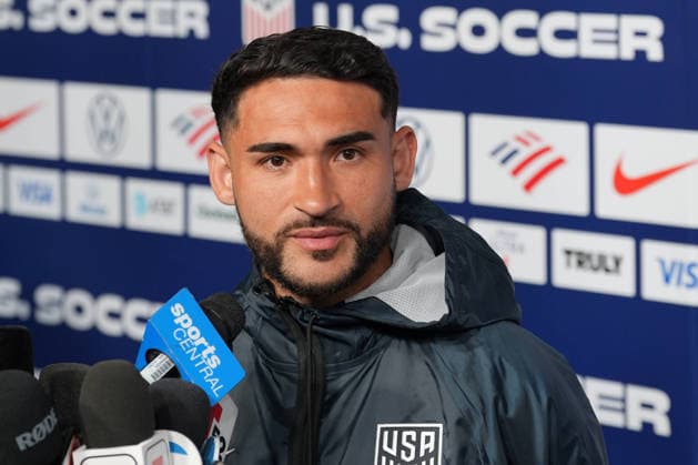 US player Cristian Roldan speaks to reporters ahead of a training session in Irvine, United States, 09 June 2026. US national team, Nationalteam training ACHTUNG: NUR REDAKTIONELLE NUTZUNG  Copyright: xOmarxAlonsox AME075 20260609-55020547669_1 US national team training !ACHTUNG: NUR REDAKTIONELLE NUTZUNG!  Copyright: xIMAGO OmarxAlonsox imago images 0858759400 0858759400st