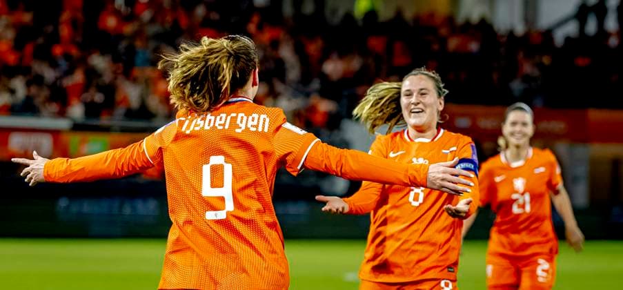 ALMELO Netherlands player Liz Rijsbergen celebrates the goal during the World Cup Qualifiers at Asito Stadium on June 9, 2026 in Almelo, the Netherlands Photo by DeFodi Images