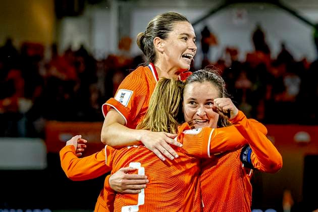 ALMELO - Netherlands player Liz Rijsbergen celebrates the goal during the World Cup Qualifiers at Asito Stadium on June 9, 2026 in Almelo, the Netherlands. (Photo by DeFodi Images) - *** ALMELO Netherlands player Liz Rijsbergen celebrates the goal during the World Cup Qualifiers at Asito Stadium on June 9, 2026 in Almelo, the Netherlands Photo by DeFodi Images