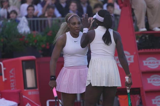 HSBC Championships - Day Two Serena Williams and Victoria Mboko compete during their round of 16 doubles match at The HSBC Championships 2026 women s tennis tournament at The Queen s Club in London, England, on June 9, 2026. London Greater London United Kingdom  Copyright: xOwenxHammondx originalFilename:hammond-thehsbcc260609_npsci.jpg