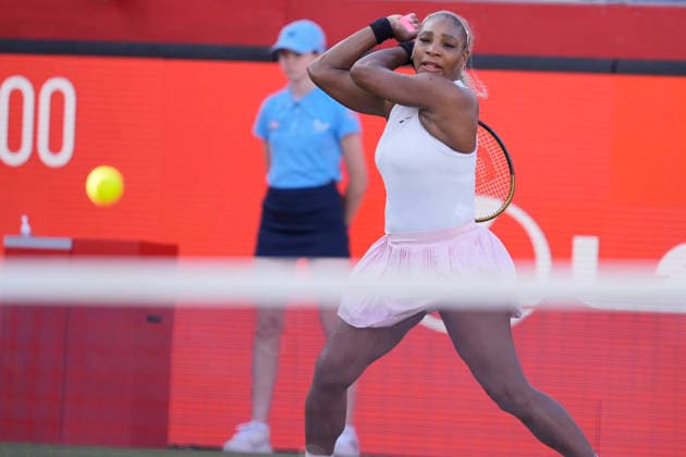 HSBC Championships - Day Two Serena Williams competes during the round of 16 doubles match at The HSBC Championships 2026 women s tennis tournament at The Queen s Club in London, England, on June 9, 2026. London Greater London United Kingdom  Copyright: xOwenxHammondx originalFilename:hammond-thehsbcc260609_np5X4.jpg