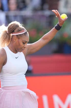 HSBC Championships - Day Two Serena Williams competes during the round of 16 doubles match at The HSBC Championships 2026 women s tennis tournament at The Queen s Club in London, England, on June 9, 2026. London Greater London United Kingdom  Copyright: xOwenxHammondx originalFilename:hammond-thehsbcc260609_npDu0.jpg