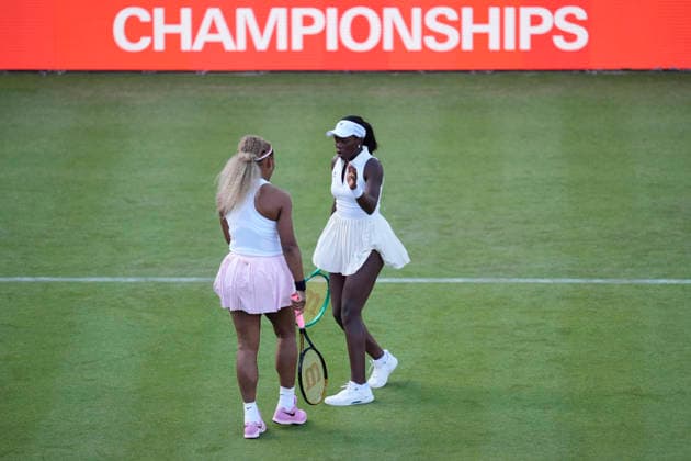 HSBC Championships - Day Two Serena Williams and Victoria Mboko compete during their round of 16 doubles match at The HSBC Championships 2026 women s tennis tournament at The Queen s Club in London, England, on June 9, 2026. London Greater London United Kingdom  Copyright: xOwenxHammondx originalFilename:hammond-thehsbcc260609_npejZ.jpg