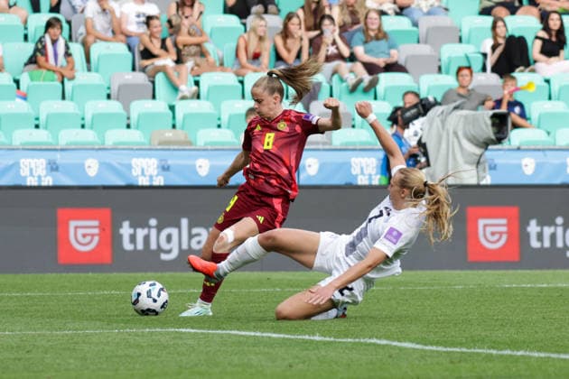 09 06 2026, xgrfx, Soccer World Cup Qualification Women, Slovenia Germany v l Vivien Endemann German Womens National Team , Lana Golob Slovenia DFL DFB REGULATIONS PROHIBIT ANY USE OF PHOTOGRAPHS as IMAGE SEQUENCES and or QUASI VIDEO Ljubljana