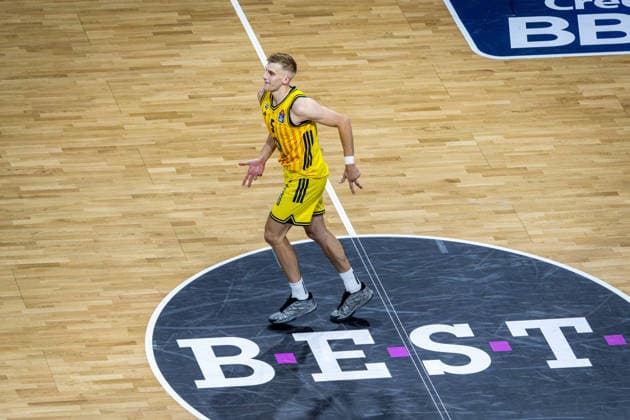 Basketball Berlin 019 06 2026 Season 2025 2026 EasyCredit BBL 1 Bundesliga Men, Men Playoffs Semifinal Game 5 Alba Berlin BMA365 Bamberg Baskets Alba Jubel Sam Griesel Alba Berlin, No 05