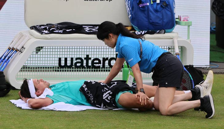 09 06 2026, Boss Open 2026, ATP Tour 250 Stuttgart, TTC Weissenhof, Tennis, Sport, in the picture Daniel Altmaier GER in treatment