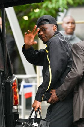 FOOTBALL : Depart de L Equipe de France pour rejoindre les Etats Unis pour participer Ã la coupe du monde de la FIFA - 10 06 2026 Aurelien Tchouameni - L Equipe de France de football s envole du Bourget pour rejoindre Boston aux Etats Unis pour participer Ã la coupe du monde de la FIFA (du 11 juin au 19 juillet, aux Etats-Unis, au Canada et au Mexique), le 10 juin 2026. The French national football team is flying from Le Bourget to Boston in the United States to participate in the FIFA World Cup, WM, Weltmeisterschaft, Fussball (from June 11 to July 19, in the United States, Canada and Mexico), on June 10, 2026. Le BourgetFrance  Copyright: xPierrexPerusseaux xBestimagex