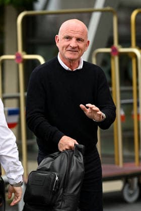 FOOTBALL : Depart de L Equipe de France pour rejoindre les Etats Unis pour participer Ã la coupe du monde de la FIFA - 10 06 2026 Guy Stephan - L Equipe de France de football s envole du Bourget pour rejoindre Boston aux Etats Unis pour participer Ã la coupe du monde de la FIFA (du 11 juin au 19 juillet, aux Etats-Unis, au Canada et au Mexique), le 10 juin 2026. The French national football team is flying from Le Bourget to Boston in the United States to participate in the FIFA World Cup, WM, Weltmeisterschaft, Fussball (from June 11 to July 19, in the United States, Canada and Mexico), on June 10, 2026. Le BourgetFrance  Copyright: xPierrexPerusseaux xBestimagex