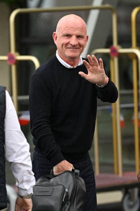 FOOTBALL : Depart de L Equipe de France pour rejoindre les Etats Unis pour participer Ã la coupe du monde de la FIFA - 10 06 2026 Guy Stephan - L Equipe de France de football s envole du Bourget pour rejoindre Boston aux Etats Unis pour participer Ã la coupe du monde de la FIFA (du 11 juin au 19 juillet, aux Etats-Unis, au Canada et au Mexique), le 10 juin 2026. The French national football team is flying from Le Bourget to Boston in the United States to participate in the FIFA World Cup, WM, Weltmeisterschaft, Fussball (from June 11 to July 19, in the United States, Canada and Mexico), on June 10, 2026. Le BourgetFrance  Copyright: xPierrexPerusseaux xBestimagex