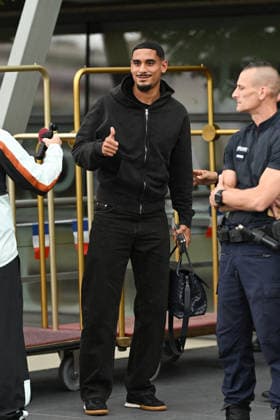 FOOTBALL : Depart de L Equipe de France pour rejoindre les Etats Unis pour participer Ã la coupe du monde de la FIFA - 10 06 2026 Maxence Lacroix - L Equipe de France de football s envole du Bourget pour rejoindre Boston aux Etats Unis pour participer Ã la coupe du monde de la FIFA (du 11 juin au 19 juillet, aux Etats-Unis, au Canada et au Mexique), le 10 juin 2026. The French national football team is flying from Le Bourget to Boston in the United States to participate in the FIFA World Cup, WM, Weltmeisterschaft, Fussball (from June 11 to July 19, in the United States, Canada and Mexico), on June 10, 2026. Le BourgetFrance  Copyright: xPierrexPerusseaux xBestimagex