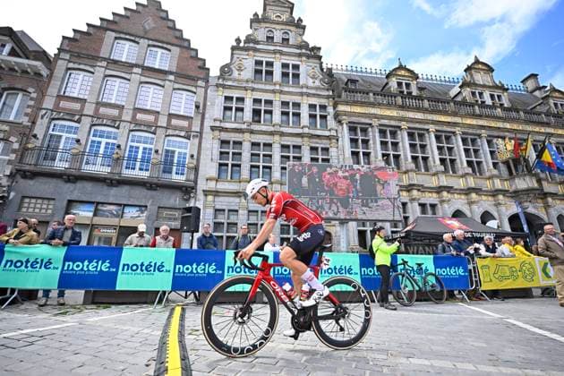 Circuit Franco Belge 2026 Cycling Race MONT-DE-L ENCLUS, BELGIUM - JUNE 10 : Grisel Matys (FRA) of Lotto Intermarche during the 85th edition of Circuit Franco Belge an UCI ProSeries 1.Pro one day cycling road race for Men Elite of 195.6 km with start in Tournai and finish in Mont-de-L enclus on June 10, 2026 in Mont-de-L enclus, Belgium, 10 06 2026 ( Motordriver Stephan Boone - Mont-de-L enclus Belgium  Copyright: xTomasxSiskx