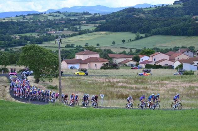Tour Auvergne - Rhone-Alpes 2026 Stage 4 MONTROND-LES-BAINS, FRANCE - JUNE 10 : illustration picture peloton during stage 4 of the 78th edition of Tour Auvergne - Rhone-Alpes an UCI World Tour 2.UWT cycling road race stage for Men Elite of 167.4 km with start in Le Puy-en-Velay and finish in Montrond-les-Bains on June 10, 2026 in Montrond-les-Bains, France, 10 06 2026 ( Motordriver Guy De Vuyst - Montrond-les-Bains France  Copyright: xVincentxKalutx