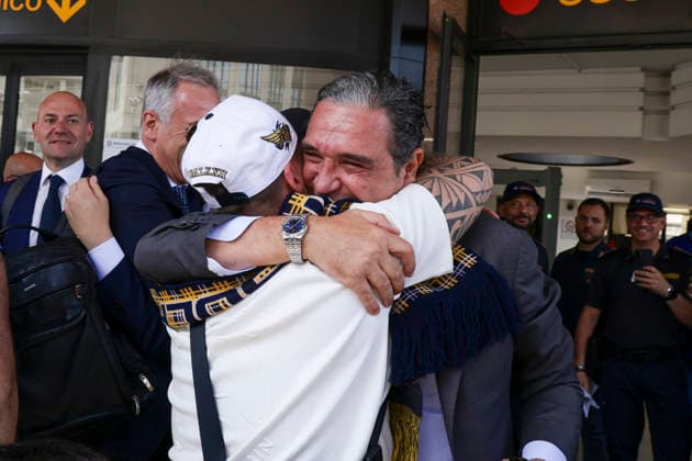 Alfredo Guerri Becomes New Owner of Juve Stabia Juve Stabia has a new owner: Alfredo Guerri, the Neapolitan businessman, has saved the club. Domus srl has acquired the club™s shares, with the go-ahead from the Court of Naples. The club had been under court administration as part of an investigation into Camorra infiltration within the sports industry. ABP17277 Copyright: xAntonioxBalascox