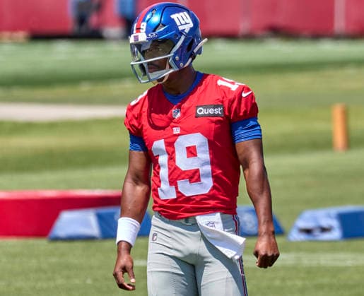 New York Giants quarterback Jameis Winston (19) during minicamp held at the Quest Diagnostics Training Center in East Rutherford, New Jersey. CSM East Rutherford United States - ZUMAc04_ 20260610_zma_c04_007 Copyright: xDuncanxWilliamsx