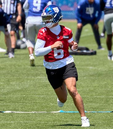 New York Giants quarterback Jaxson Dart (6) during minicamp held at the Quest Diagnostics Training Center in East Rutherford, New Jersey. CSM East Rutherford United States - ZUMAc04_ 20260610_zma_c04_009 Copyright: xDuncanxWilliamsx