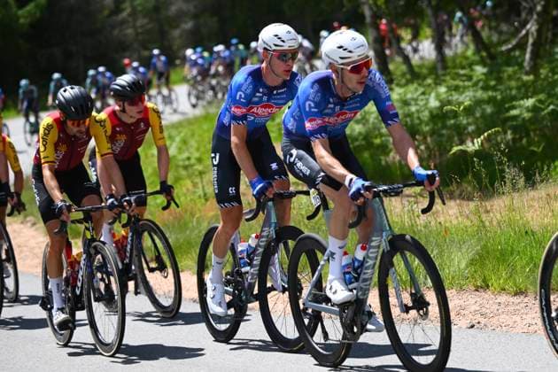 Tour Auvergne - Rhone-Alpes 2026 Stage 4 MONTROND-LES-BAINS, FRANCE - JUNE 10 : Gogl Michael (AUT) of Alpecin - Premier Tech during stage 4 of the 78th edition of Tour Auvergne - Rhone-Alpes an UCI World Tour 2.UWT cycling road race stage for Men Elite of 167.4 km with start in Le Puy-en-Velay and finish in Montrond-les-Bains on June 10, 2026 in Montrond-les-Bains, France, 10 06 2026 ( Motordriver Guy De Vuyst - Montrond-les-Bains France  Copyright: xVincentxKalutx