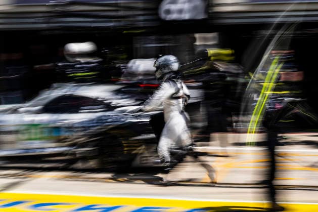24 HEURES DU MANS 2026 - FREE PRACTICE AND QUALIFIYING SESSION 61 BERRY Martin (aus), ANDRADE Rui (ang), MARTIN Maxime (bel), Iron Lynx, Mercedes-AMG LMGT3 61, LM GT3, pitstop, arrêt aux stands during the Free Practice and Qualifying session of the 24 Hours of Le Mans 2026, 3rd round of the 2026 FIA World Endurance Championship, from June 10 to 11, 2026 on the Circuit des 24 Heures du Mans in Le Mans, France - Le MansFrance Copyright: xCharlyxLopezx
