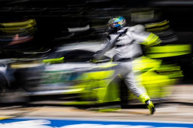 24 HEURES DU MANS 2026 - FREE PRACTICE AND QUALIFIYING SESSION 61 BERRY Martin (aus), ANDRADE Rui (ang), MARTIN Maxime (bel), Iron Lynx, Mercedes-AMG LMGT3 61, LM GT3, pitstop, arrêt aux stands during the Free Practice and Qualifying session of the 24 Hours of Le Mans 2026, 3rd round of the 2026 FIA World Endurance Championship, from June 10 to 11, 2026 on the Circuit des 24 Heures du Mans in Le Mans, France - Le MansFrance Copyright: xCharlyxLopezx