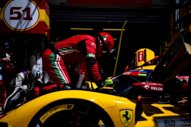 24 HEURES DU MANS 2026 - FREE PRACTICE AND QUALIFIYING SESSION AF Corse mechanic, mecanicien during the Free Practice and Qualifying session of the 24 Hours of Le Mans 2026, 3rd round of the 2026 FIA World Endurance Championship, from June 10 to 11, 2026 on the Circuit des 24 Heures du Mans in Le Mans, France - Le MansFrance  Copyright: xCharlyxLopezx