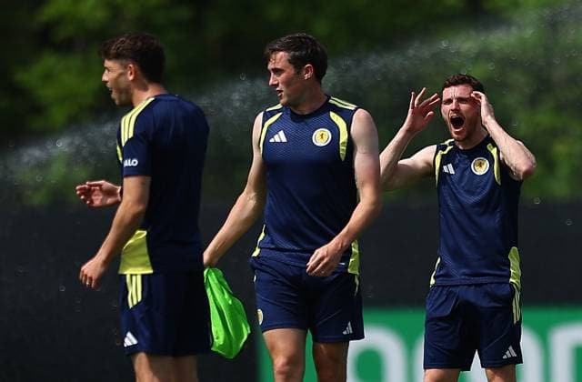 Andy Robertson of Scotland reacts Scotland Training Session and press conference, PK, Pressekonferenz 2026 FIFA World Cup, WM, Weltmeisterschaft, Fussball Football, Atrium Health Performance Park, Charlotte, USA - 10 Jun 2026Charlotte Atrium Health Performance Park United States of America EDITORIAL USE ONLY No use with unauthorised audio, video, data, fixture lists, club league logos or live services. Online in-match use limited to 120 images, no video emulation. No use in betting, games or single club league player publications.  Copyright: xMichaelxZemanek Shutterstockx 16919987t