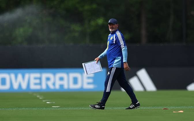 Steve Clarke head coach of Scotland Scotland Training Session and press conference, PK, Pressekonferenz 2026 FIFA World Cup, WM, Weltmeisterschaft, Fussball Football, Atrium Health Performance Park, Charlotte, USA - 10 Jun 2026Charlotte Atrium Health Performance Park United States of America EDITORIAL USE ONLY No use with unauthorised audio, video, data, fixture lists, club league logos or live services. Online in-match use limited to 120 images, no video emulation. No use in betting, games or single club league player publications.  Copyright: xMichaelxZemanek Shutterstockx 16919987aa