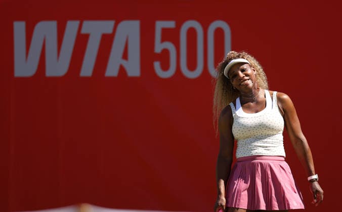 Serena Williams of USA smiles during a practice session at Queen s Club HSBC Queen s Club Championships, Day Five, Tennis, Queen s Club, West Kensington, London, UK - 10 Jun 2026London Queen s Club United Kingdom  Copyright: xEllaxLing Shutterstockx 16920000ad
