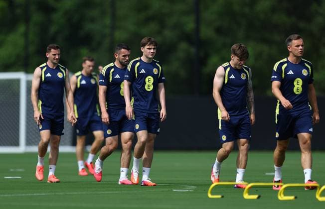 Findlay Curtis of Scotland Scotland Training Session and press conference, PK, Pressekonferenz 2026 FIFA World Cup, WM, Weltmeisterschaft, Fussball Football, Atrium Health Performance Park, Charlotte, USA - 10 Jun 2026Charlotte Atrium Health Performance Park United States of America EDITORIAL USE ONLY No use with unauthorised audio, video, data, fixture lists, club league logos or live services. Online in-match use limited to 120 images, no video emulation. No use in betting, games or single club league player publications.  Copyright: xMichaelxZemanek Shutterstockx 16919987bd