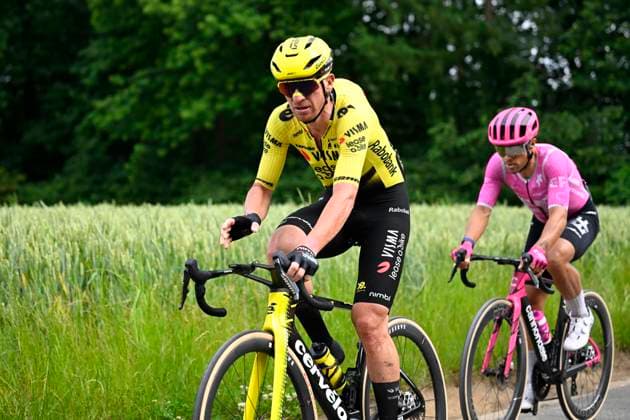 Circuit Franco Belge 2026 Cycling Race MONT-DE-L ENCLUS, BELGIUM - JUNE 10 : rider of team Visma I Lease a Bike during the 85th edition of Circuit Franco Belge an UCI ProSeries 1.Pro one day cycling road race for Men Elite of 195.6 km with start in Tournai and finish in Mont-de-L enclus on June 10, 2026 in Mont-de-L enclus, Belgium, 10 06 2026 ( Motordriver Stephan Boone - Mont-de-L enclus Belgium  Copyright: xTomasxSiskx