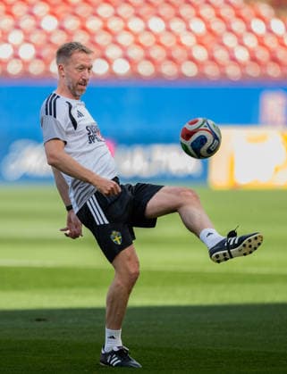 260610 Head coach Graham Potter of the Swedish national football team at a training session during day 1 of the FIFA World Cup 2026 on June 10, 2026 in Dallas Photo Petter Arvidson BILDBYRAN kod PA PA1227 fotboll football soccer fotball vm fotbolls vm fotball vm fotbolls vm 2026 fifa world cup 2026 träning practice training sverige sweden sverige a day 1 bbeng  Copyright: PETTERxARVIDSON BB260610PA005