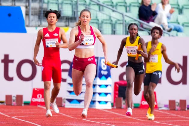 Athletics Bislett Games 2026 Oslo 20260610 Ingrid Akosua Larssen Taggart runs for Vidar in the 4x100m U18 mixed relay during the Bislett Games at Bislett Stadium in Oslo Photo Heiko Junge NTB Oslo Norway EDITORIAL USE ONLY RESTRICTED USE FOR BETTING COMPANIES  Copyright: xHeikoxJungex xNTBx