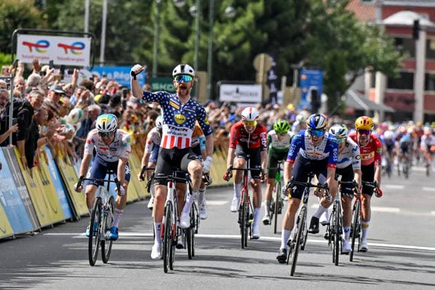 Queen Simmons Wins Tour Auvergne Rhone Alpes Stage 4 Cyclist Queen Simmons of Team LIDL TREK wins the stage 4 of the Tour Auvergne Rhône-Alpes in Montrond les Bains, France, on June 10, 2026. Photo by Julien Reynaud APS-Medias ABACAPRESS.COM Montrond Les Bains France  Copyright: xReynaudxJulien APS-Medias ABACAx