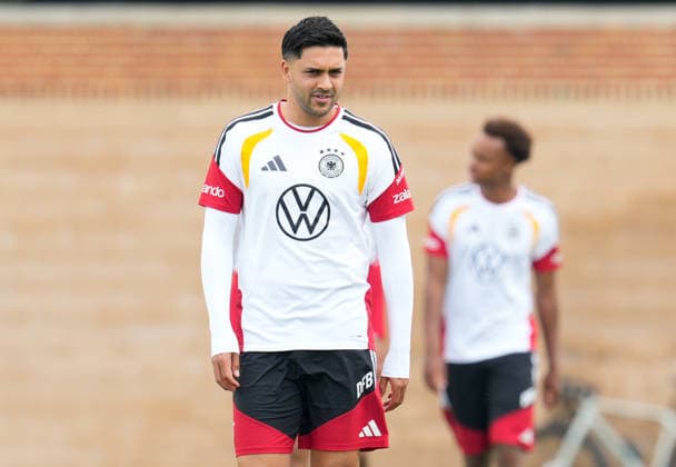 Nadiem Amiri Germany, 20 before the official team photo USA, German national soccer team, training, Winston Salem, 10 06 2026 USA, German national soccer team, training, Winston Salem, 10 06 2026 Winston Salem Copyright: xEibner-Pressefoto ScottxColemanx EP_SCN