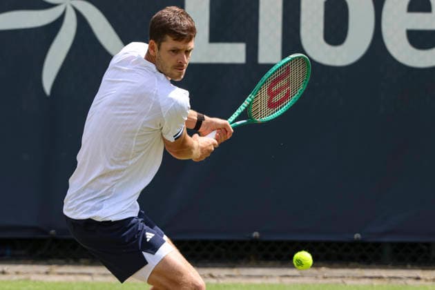 Libema Open Grass Court Championships S-HERTOGENBOSCH, NETHERLANDS: Hubert Hurkacz of Poland in action during the tennis game against Marton Fucsovics of Hungary at the Autotron venue during the the Rosmalen Grass Court Championships LibÃ ma Open Tournament, an ATP, Tennis Herren 250 event in Den Bosch, the Netherlands on June 10, 2026 Den Bosch Netherlands  Copyright: xNicolasxEconomoux originalFilename:oikonomou-notitle260610_npXur.jpg