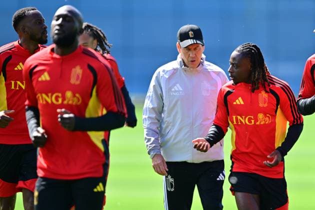 Belgium s head coach Rudi Garcia and Belgium s Jeremy Doku pictured during a training session of Belgian national soccer team Red Devils in their base camp, home of the Seattle Sounders, Renton, Seattle, USA, on Wednesday 10 June 2026. The Red Devils prepare for the 2026 FIFA World Cup, WM, Weltmeisterschaft, Fussball DIRKxWAEM  x177041301x