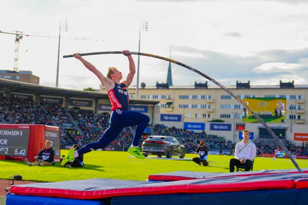Athletics Bislett Games 2026 Oslo 20260610 Simen Guttormsen from Norway in the Diamond League mens pole vault at the Bislett Games at Bislett Stadium in Oslo Photo Beate Oma Dahle NTB Oslo Norway EDITORIAL USE ONLY RESTRICTED USE FOR BETTING COMPANIES  Copyright: xBeatexOmaxDahlex xNTBx