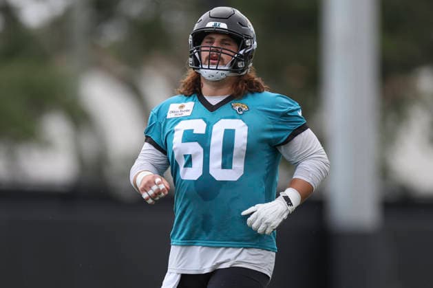 JACKSONVILLE, FL - JUNE 10: Jacksonville Jaguars center Jonah Monheim (60) during Minicamp on June 10, 2026 at Miller Electric Center in Jacksonville, Fl. (Photo by David Rosenblum Icon Sportswire) NFL, American Football Herren, USA JUN 10 Jacksonville Jaguars Minicamp EDITORIAL USE ONLY Icon260610162288
