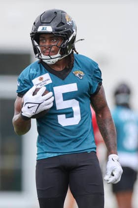 JACKSONVILLE, FL - JUNE 10: Jacksonville Jaguars running back LeQuint Allen Jr. (5) during Minicamp on June 10, 2026 at Miller Electric Center in Jacksonville, Fl. (Photo by David Rosenblum Icon Sportswire) NFL, American Football Herren, USA JUN 10 Jacksonville Jaguars Minicamp EDITORIAL USE ONLY Icon260610162673