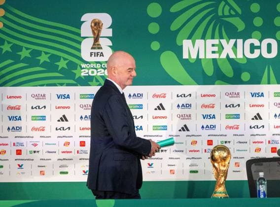 Soccer, men, 2025 26 season, FIFA Word Cup 2026 in Mexico, Canada and USA, Mexico City one day local time before the opening match, in the picture press conference with FIFA President Gianni Infantino in the media center in the Aztec Stadium with World Cup trophy, 10 06 2026, Copyright: xMatthiasxKochx