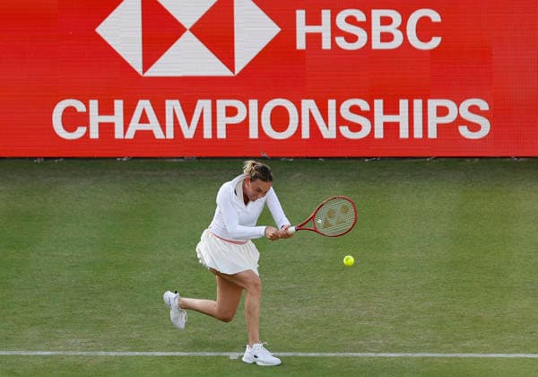 RECORD DATE NOT STATED 10th June 2026; HSBC Championships, Queens Club, West Kensington, London, England; HSBC Championships Tennis, Day One; Donna Vekic (CRO) plays a backhand shot against Marie Bouzkova (CZE) HongboxChen