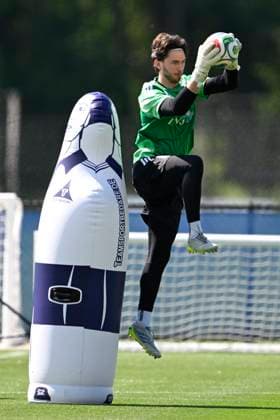 Belgian national football team - FIFA World Cup, WM, Weltmeisterschaft, Fussball 2026 - media activities 10 06 2026 RENTON, UNITED STATES OF AMERICA - JUNE 10 : Max Anchor , goalkeeper of the Seattle Sounders FC training with the Belgian Team during a training session of the Belgian national football team during the FIFA World Cup 2026 on June 10, 2026 in Renton, United States of America, 10 06 2026 Renton United States of America  Copyright: xNicoxVereeckenx