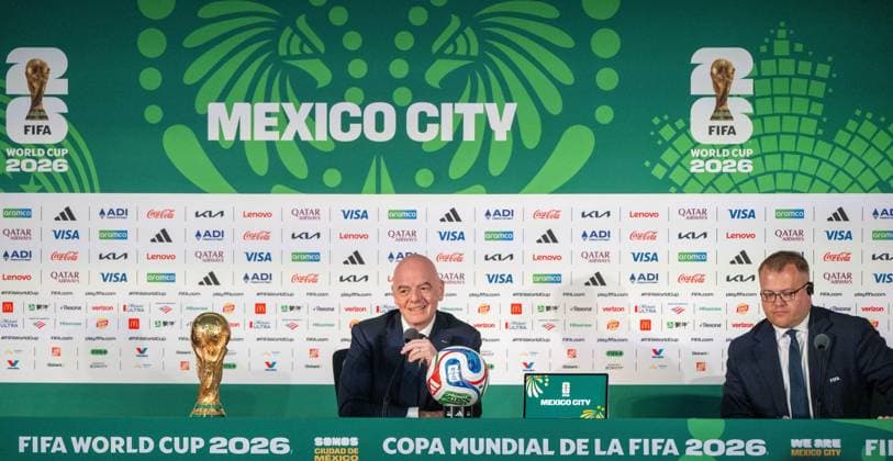 Soccer, Men, 2025 26 season, FIFA Word Cup 2026 in Mexico, Canada and USA, Mexico City one day local time before the opening match, in the picture press conference with FIFA President Gianni Infantino in the media center at the Azteca Stadium, on the right FIFA Media Director Bryan Swanson, 10 06 2026, Copyright: xMatthiasxKochx