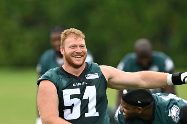 PHILADELPHIA, PA - JUNE 10: Philadelphia Eagles center Cam Jurgens 51 laughs during the Philadelphia Eagles off season minicamp on June 10th, 2026 at the Jefferson Health Training Complex in Philadelphia, PA. (Photo by Terence Lewis Icon Sportswire) NFL, American Football Herren, USA JUN 10 Philadelphia Eagles Minicamp EDITORIAL USE ONLY Icon260610005