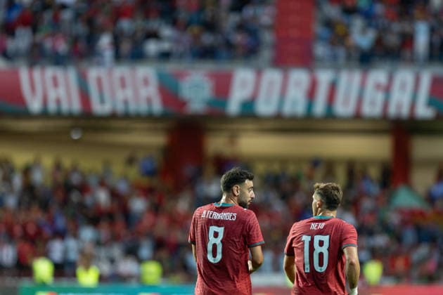June 10, 2026, Leiria, Leiria, Portugal: Portugal and Chelsea forward PEDRO NETO (18) celebrating after scoring a goal with Portugal and Manchester United, ManU midfielder BRUNO FERNANDES (8) during the game for the International Friendly, Länderspiel, Nationalmannschaft game between Portugal vs Nigeria at Estadio Dr. Magalhaes Pessoa Leiria Portugal - ZUMAs359 20260610_zsp_s359_009 Copyright: xAlexandrexdexSousax