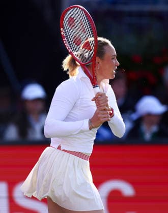 Tennis, WTA-Turnier in London, Queens Club #2 2026 HSBC Tennis Championships, Queens Club, London, UK - 10 06 2026 Donna Vekic (CRO) in action during her second round match against Marie Bouzkova (CZE) in the HSBC 2026 Championships at Queens Club in London London Queens Club London GBR Copyright: xMarkxGreenwoodx