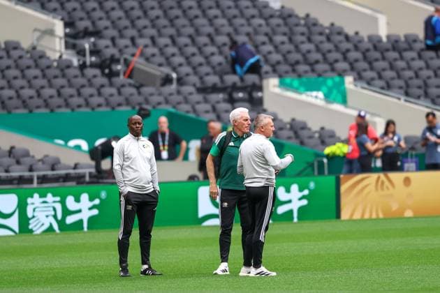 Fußball, FIFA WM 2026, Nationalteam Südafrika, Platzbegehung im Aztekenstadion Mexican national team, Nationalteam coach Javier Aguirre speaks to journalists at the press center of the Azteca Stadium in Mexico City. Mexico City, Mexico, June 10, 2026 - Football - The South African national team inspects the pitch at the Azteca Stadium in Mexico City this Wednesday, June 10. Mexico faces South Africa tomorrow in the opening match of the 2026 World Cup.(Foto: William Volcov Brazil Photo Press Brazil Photo Press) INTERNATIONAL Mexico City mexico Copyright: xWILLIAMxVOLCOVx
