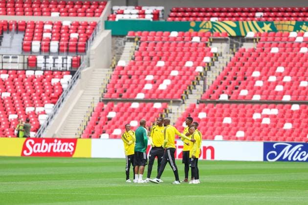 Fußball, FIFA WM 2026, Nationalteam Südafrika, Platzbegehung im Aztekenstadion Mexican national team, Nationalteam coach Javier Aguirre speaks to journalists at the press center of the Azteca Stadium in Mexico City. Mexico City, Mexico, June 10, 2026 - Football - The South African national team inspects the pitch at the Azteca Stadium in Mexico City this Wednesday, June 10. Mexico faces South Africa tomorrow in the opening match of the 2026 World Cup.(Foto: William Volcov Brazil Photo Press Brazil Photo Press) INTERNATIONAL Mexico City mexico Copyright: xWILLIAMxVOLCOVx