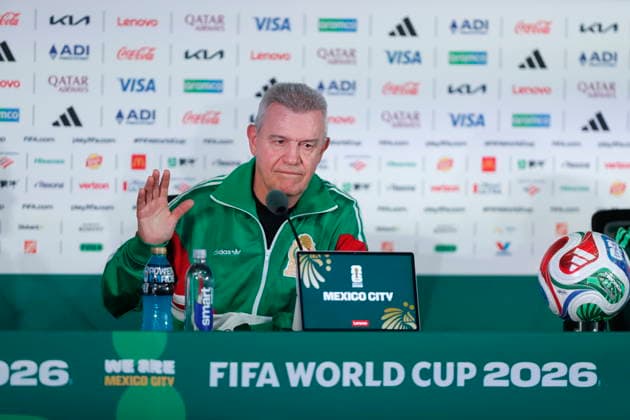 Mexico head coach Javier Aguirre says team ready for tomorrow s World Cup match Mexico national team, Nationalteam head coach Javier Aguirre speaks during a press conference, PK, Pressekonferenz in Mexico City, Mexico, 10 June 2026. Mexico City Mexico  Copyright: xJosexMendezx