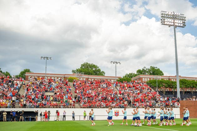 260610 Martin odegaard and players of the Norwegian national football team at an open training session during day 1 of the FIFA World Cup 2026 on June 10, 2026 in Greensboro Photo Vegard Grott BILDBYRAN kod VG VG0945 bbeng fotball football soccer fotboll fifa world cup vm fotball vm norge norway trening träning träning practice  Copyright: VEGARDxGRoTT BB260610VG021